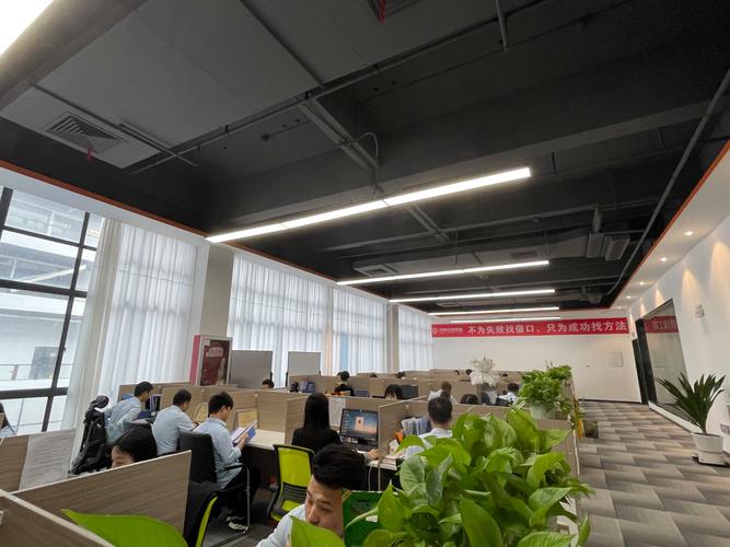 ">赣州成立曾胡生,公司经营范围包括:网络信息